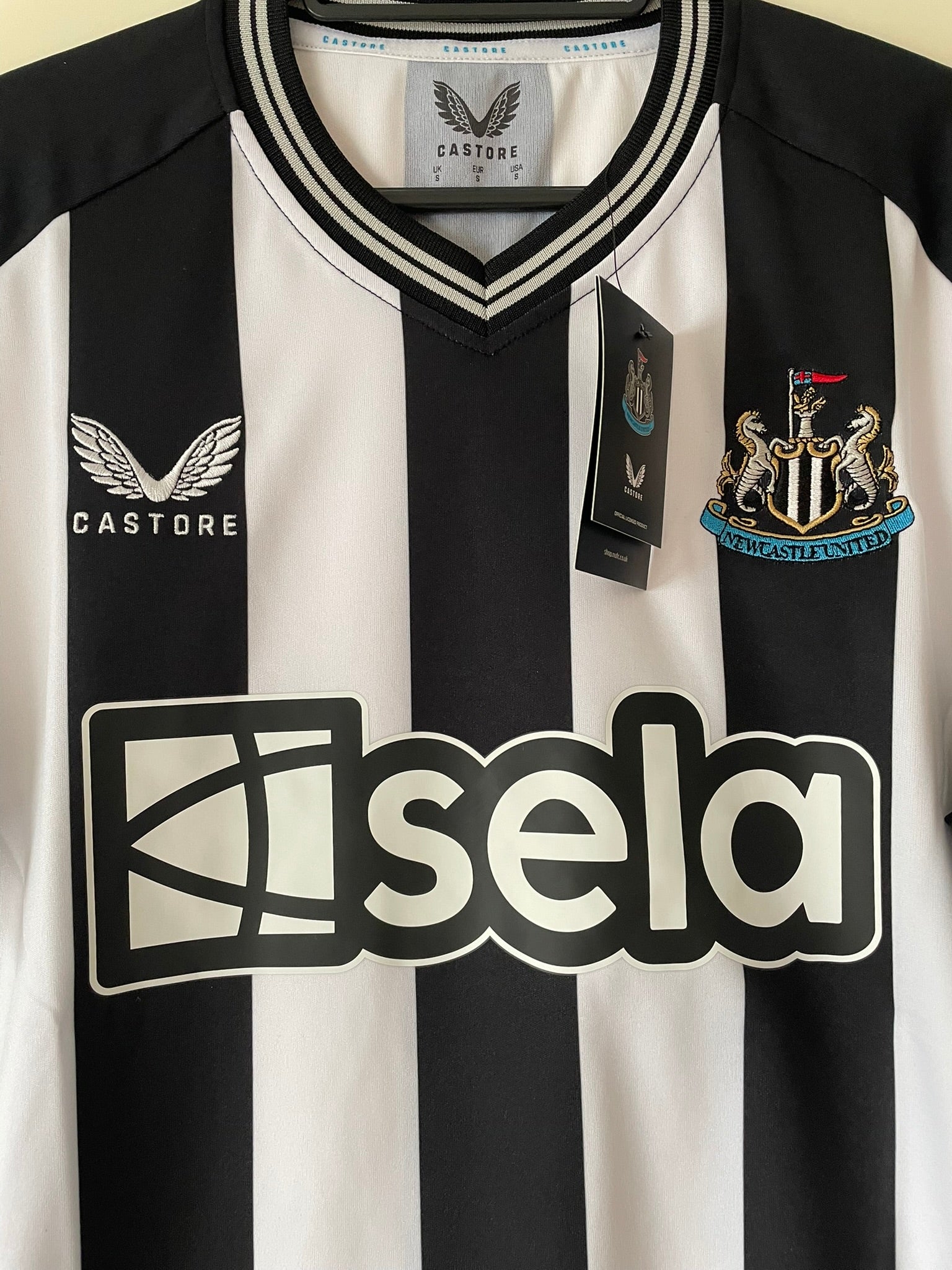 Newcastle United Castore 23/24 Home BNWT (S)