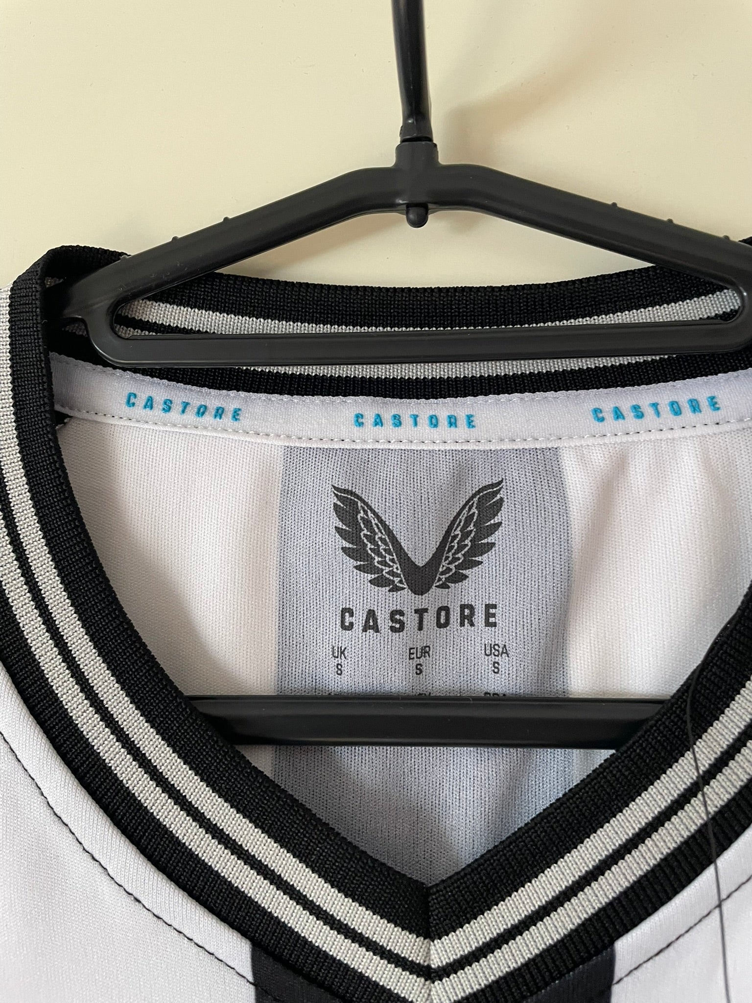 Newcastle United Castore 23/24 Home BNWT (S)