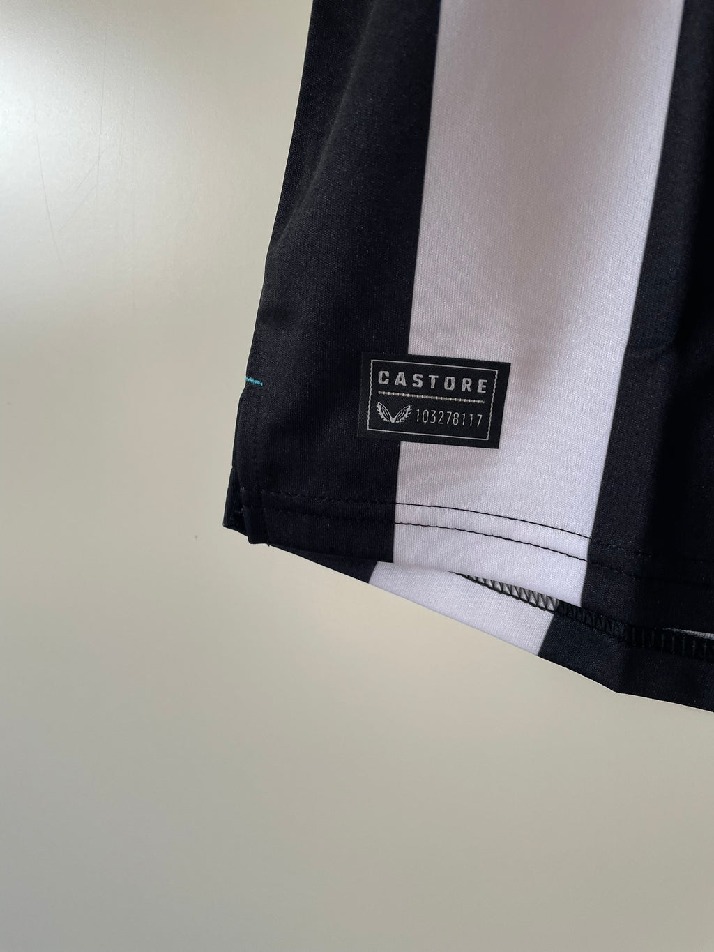Newcastle United Castore 23/24 Home BNWT (S)