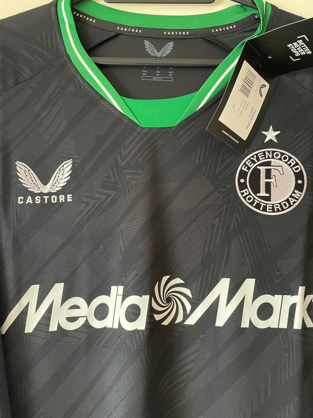 Feyenoord Castore 24/25 Away Longsleeve BNWT (XL)