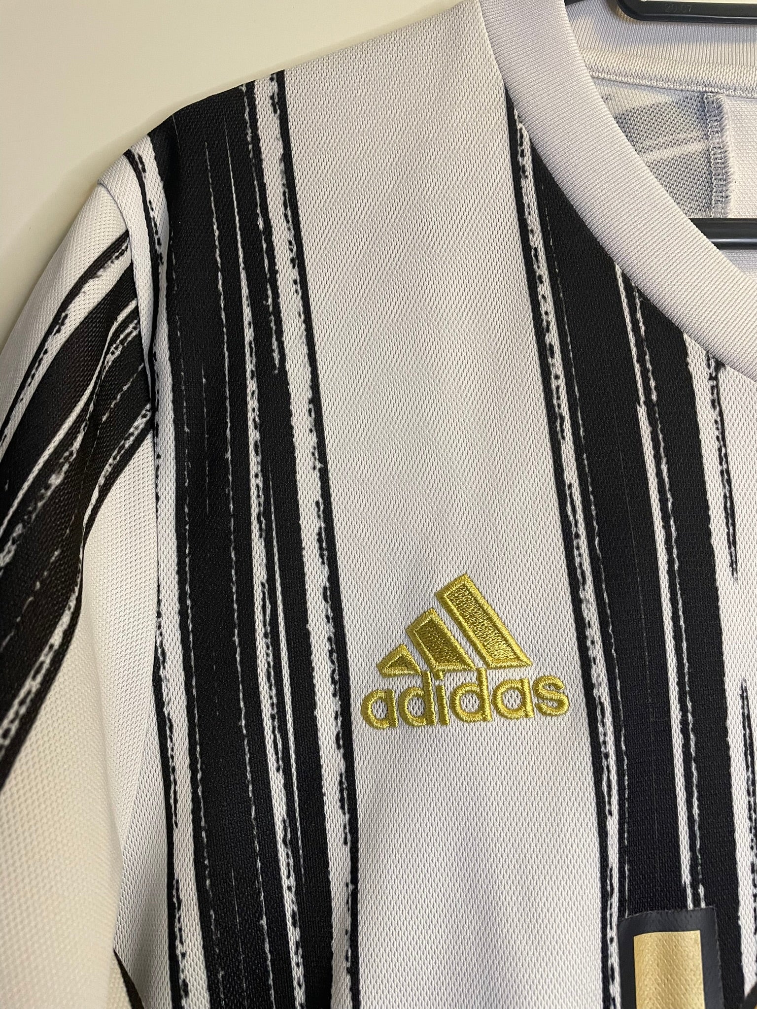 Cristiano Ronaldo #7 Juventus Adidas 20/21 Home (M)