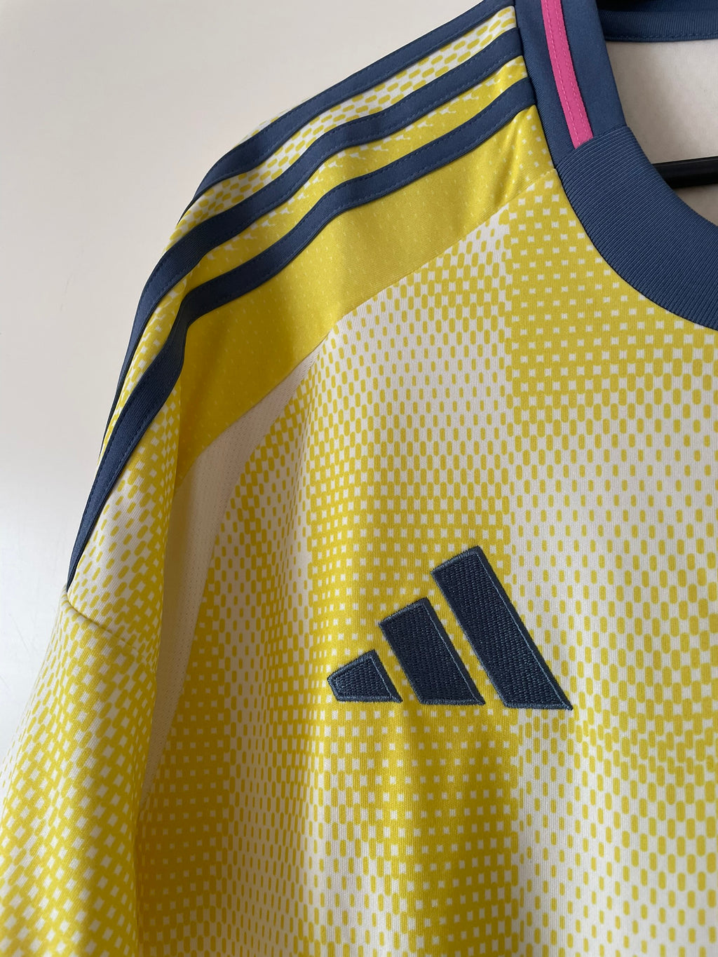 Juventus Adidas 24/25 Away BNWT (XL)