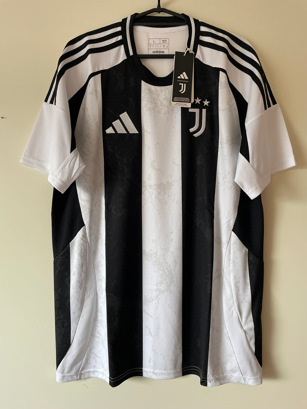 Juventus FC Adidas 24/25 Home BNWT (L)
