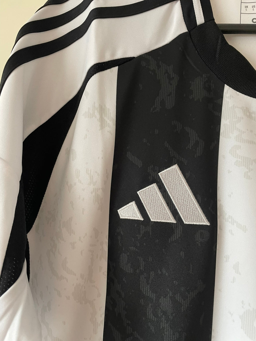 Juventus FC Adidas 24/25 Home BNWT (L)