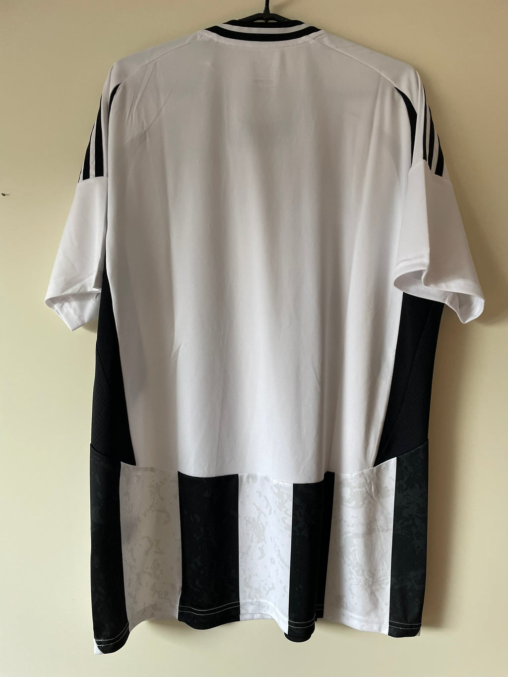 Juventus FC Adidas 24/25 Home BNWT (L)