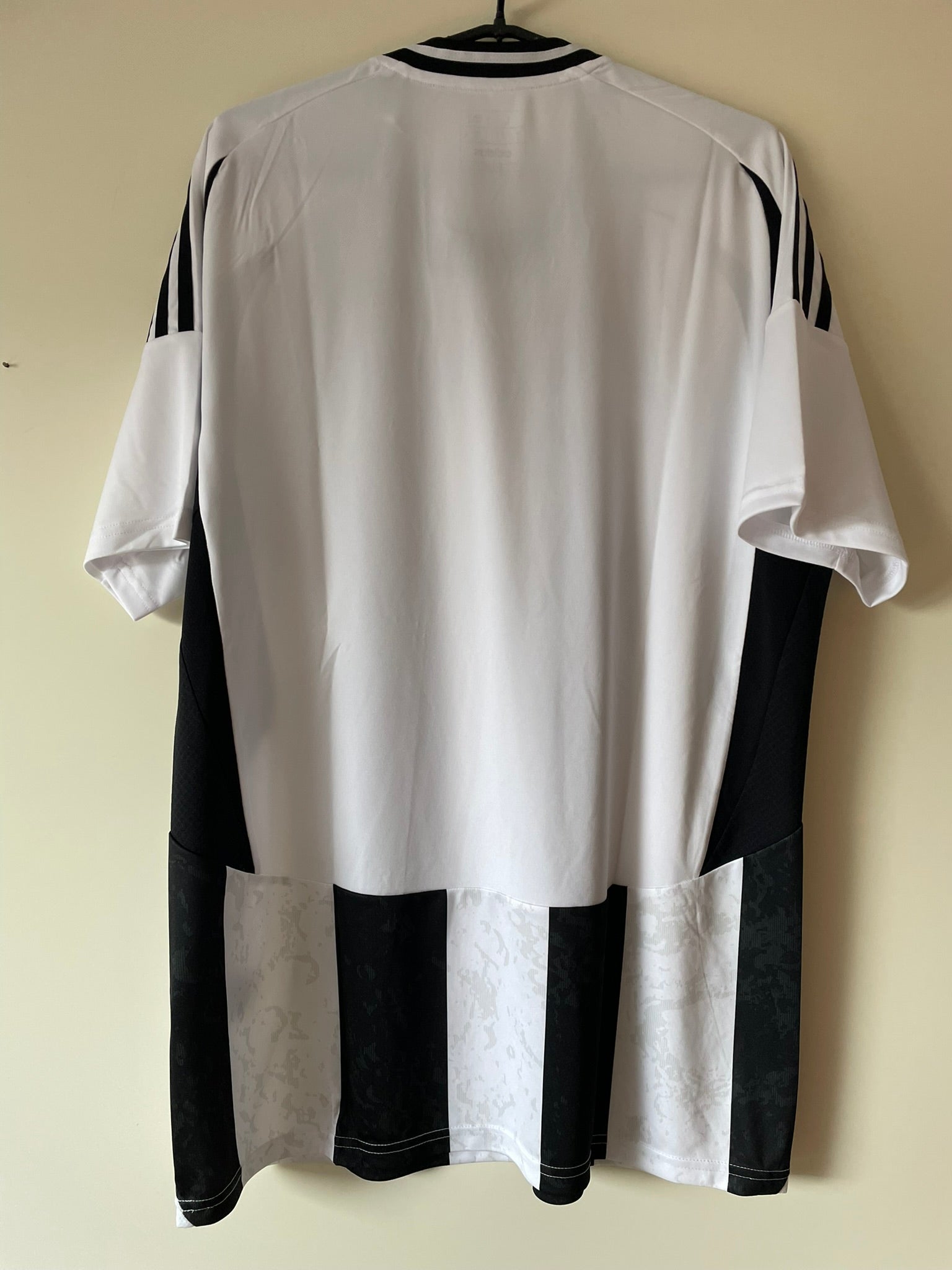 Juventus FC Adidas 24/25 Home BNWT (L)