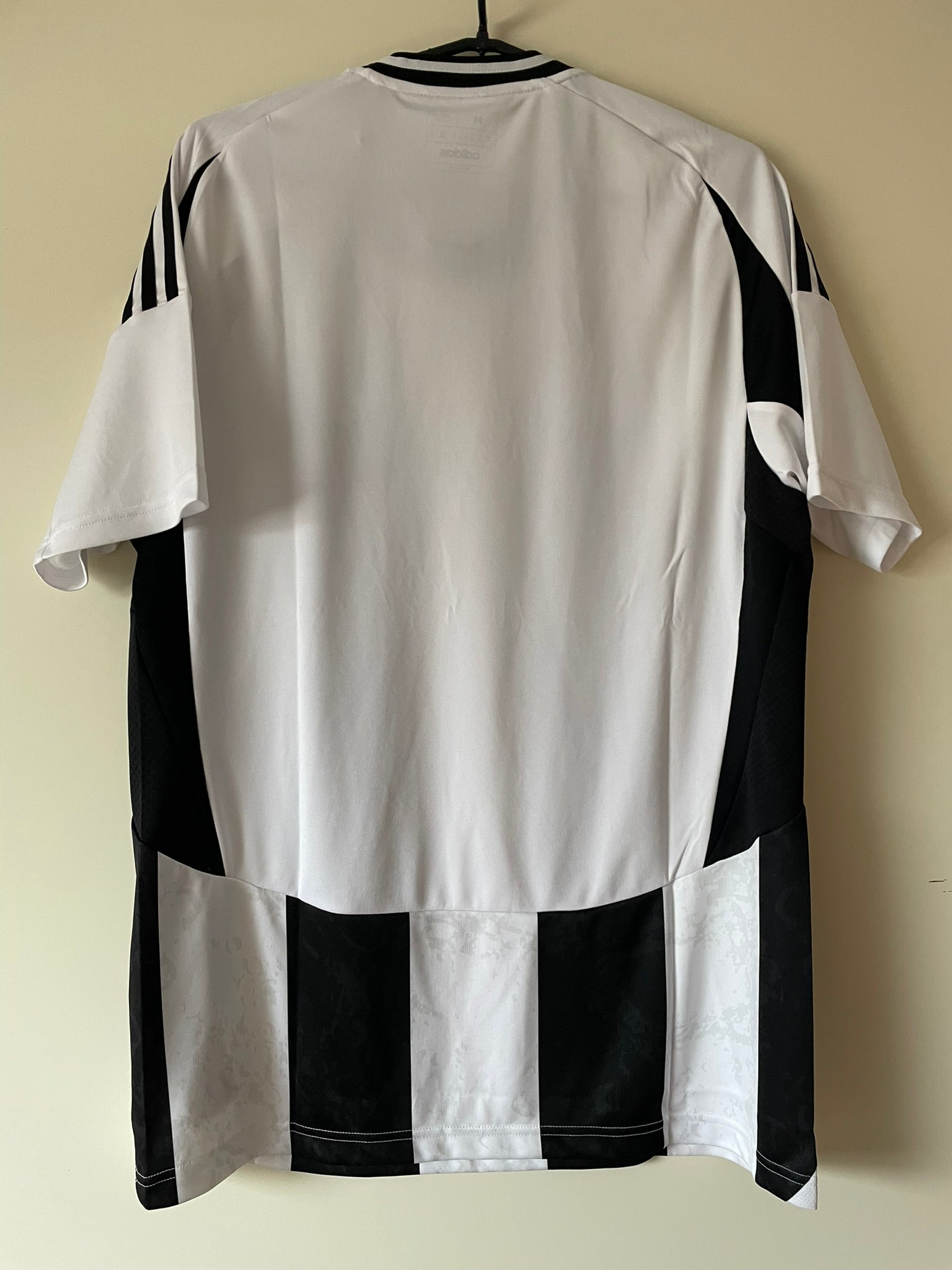 Juventus FC Adidas 24/25 Home BNWT (M)
