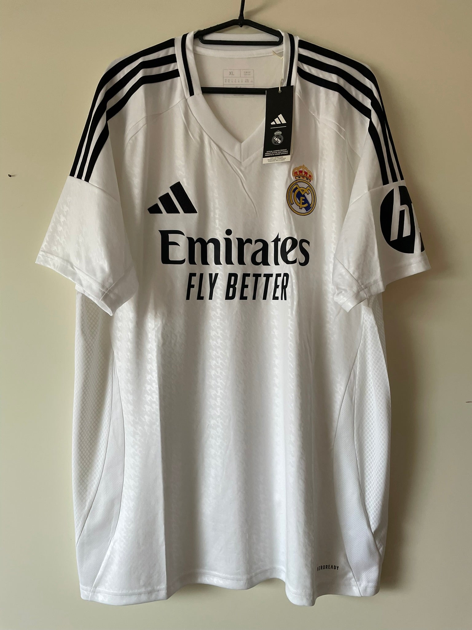 Real Madrid Adidas 24/25 Home BNWT (XL)