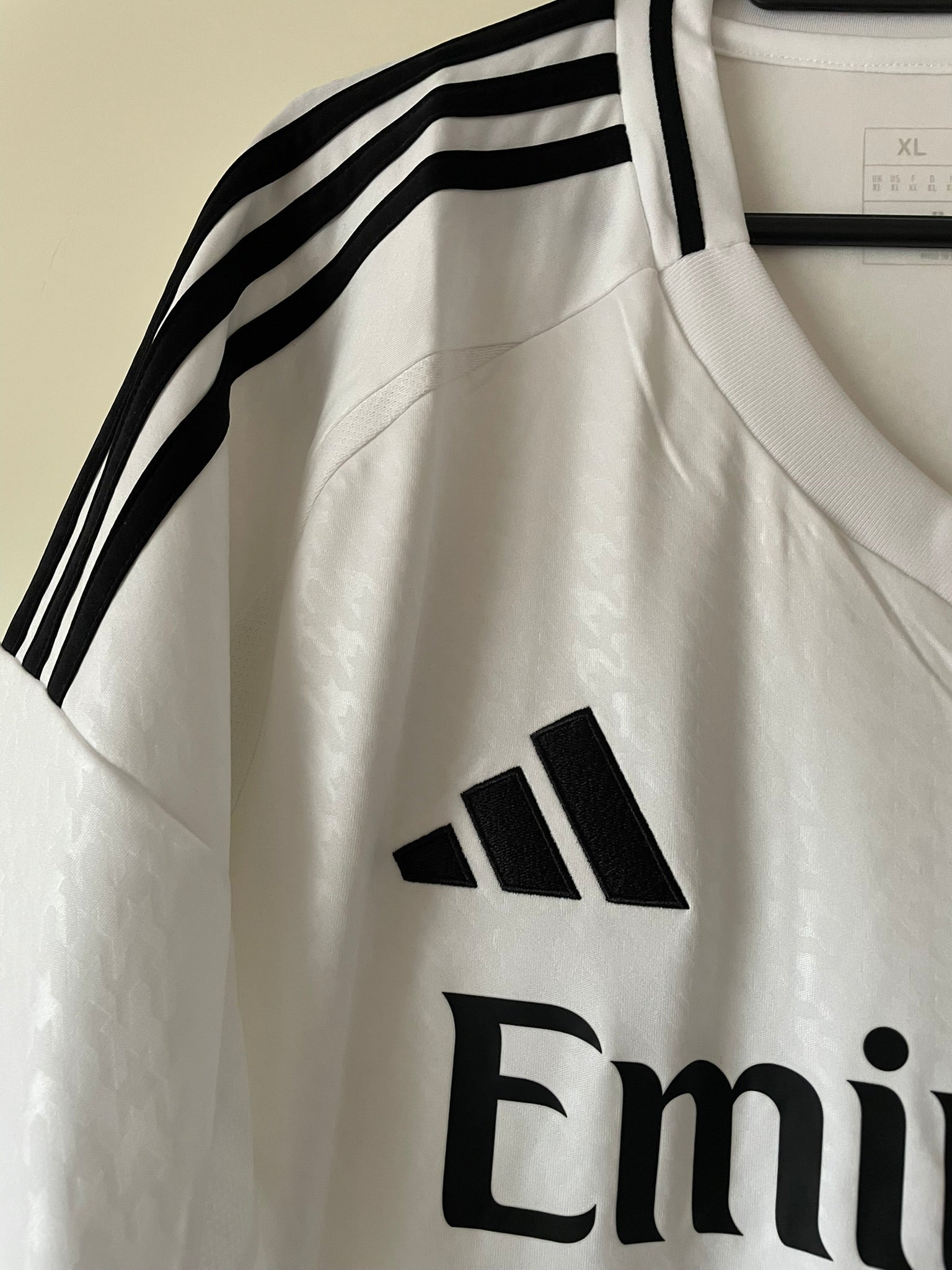 Real Madrid Adidas 24/25 Home BNWT (XL)