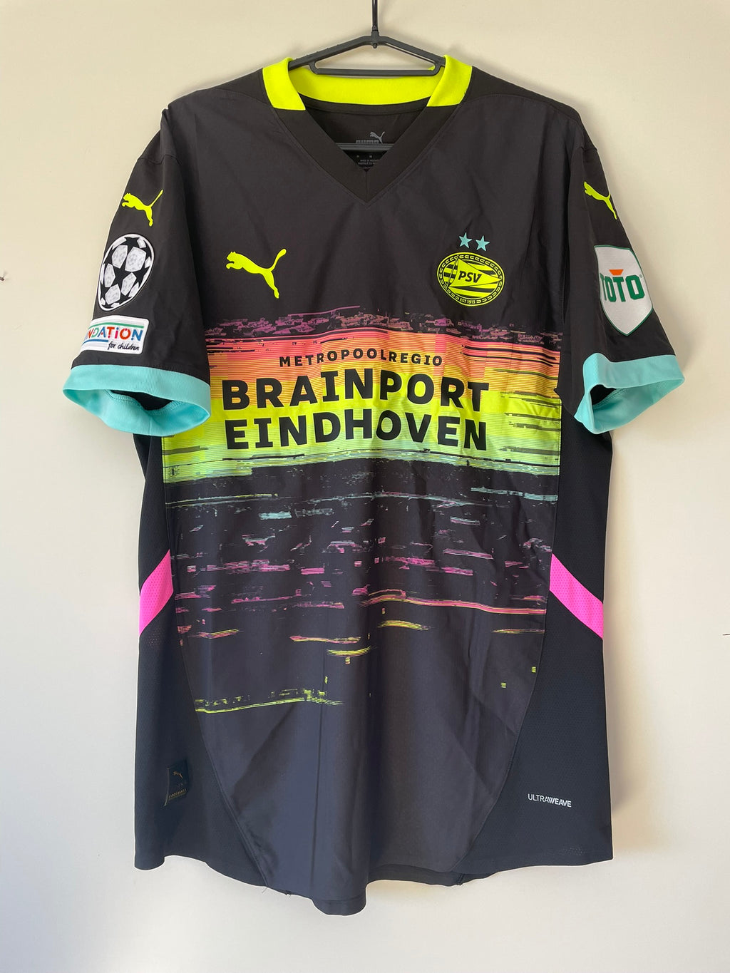 Perisic #7 PSV Puma 24/25 Away (M)