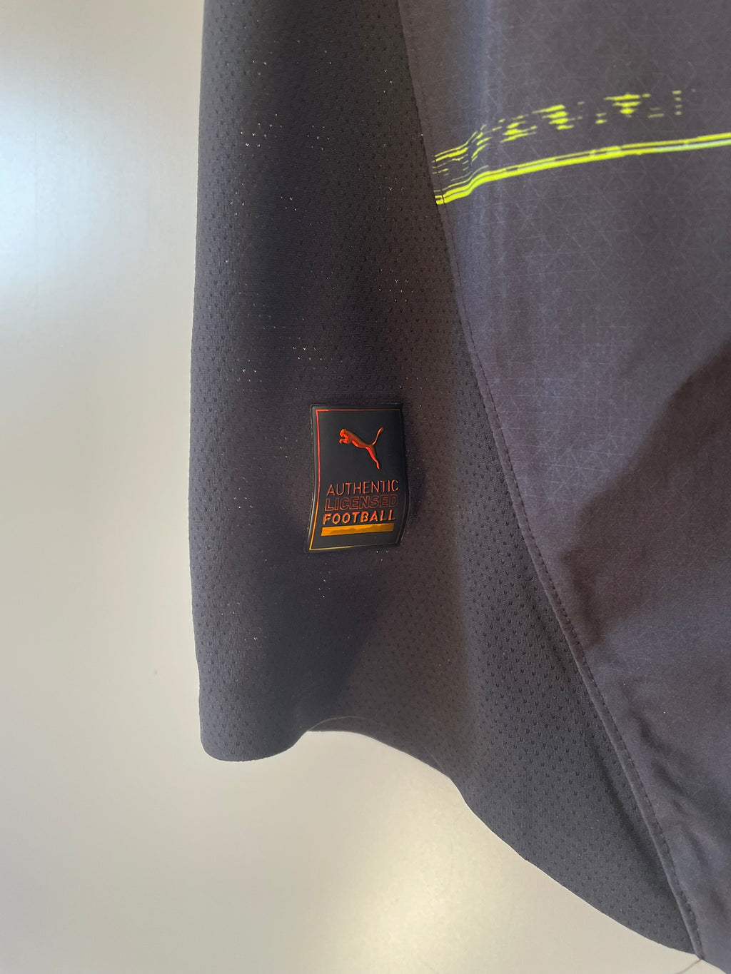 Perisic #7 PSV Puma 24/25 Away (M)