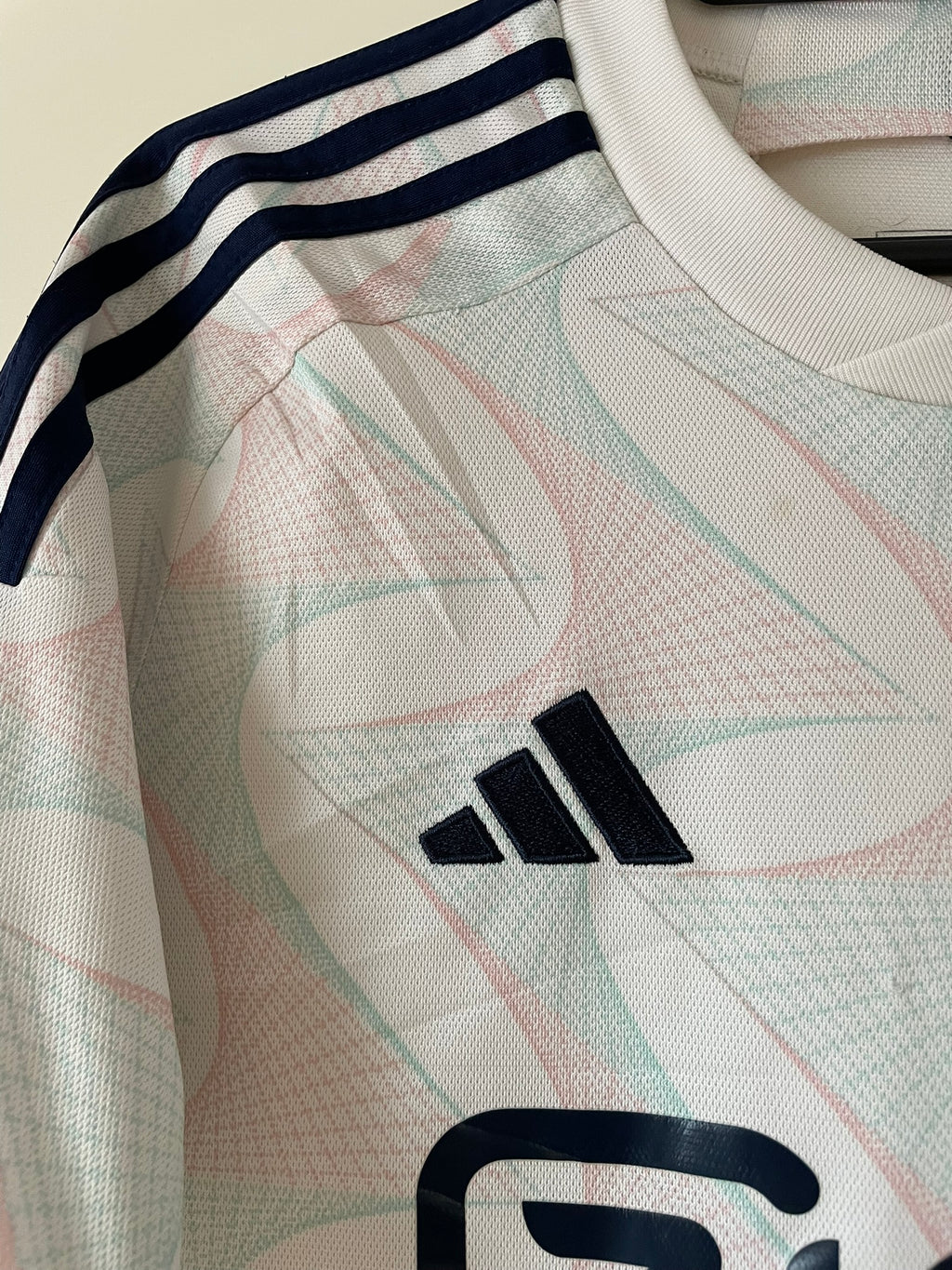 Bergwijn #7 Ajax Adidas 23/24 Away (S)
