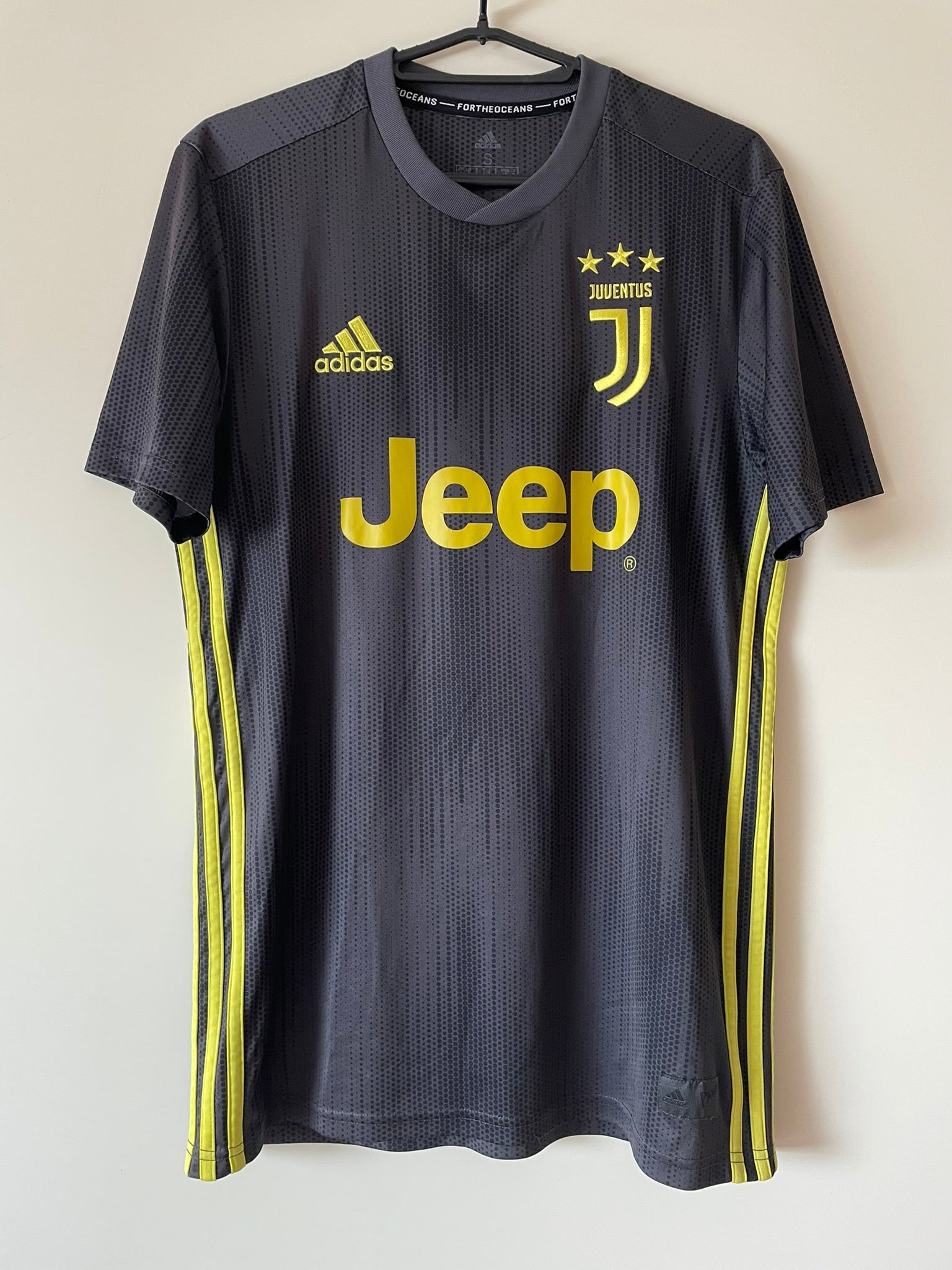 Khedira #6 Juventus Adidas 18/19 Third (S)