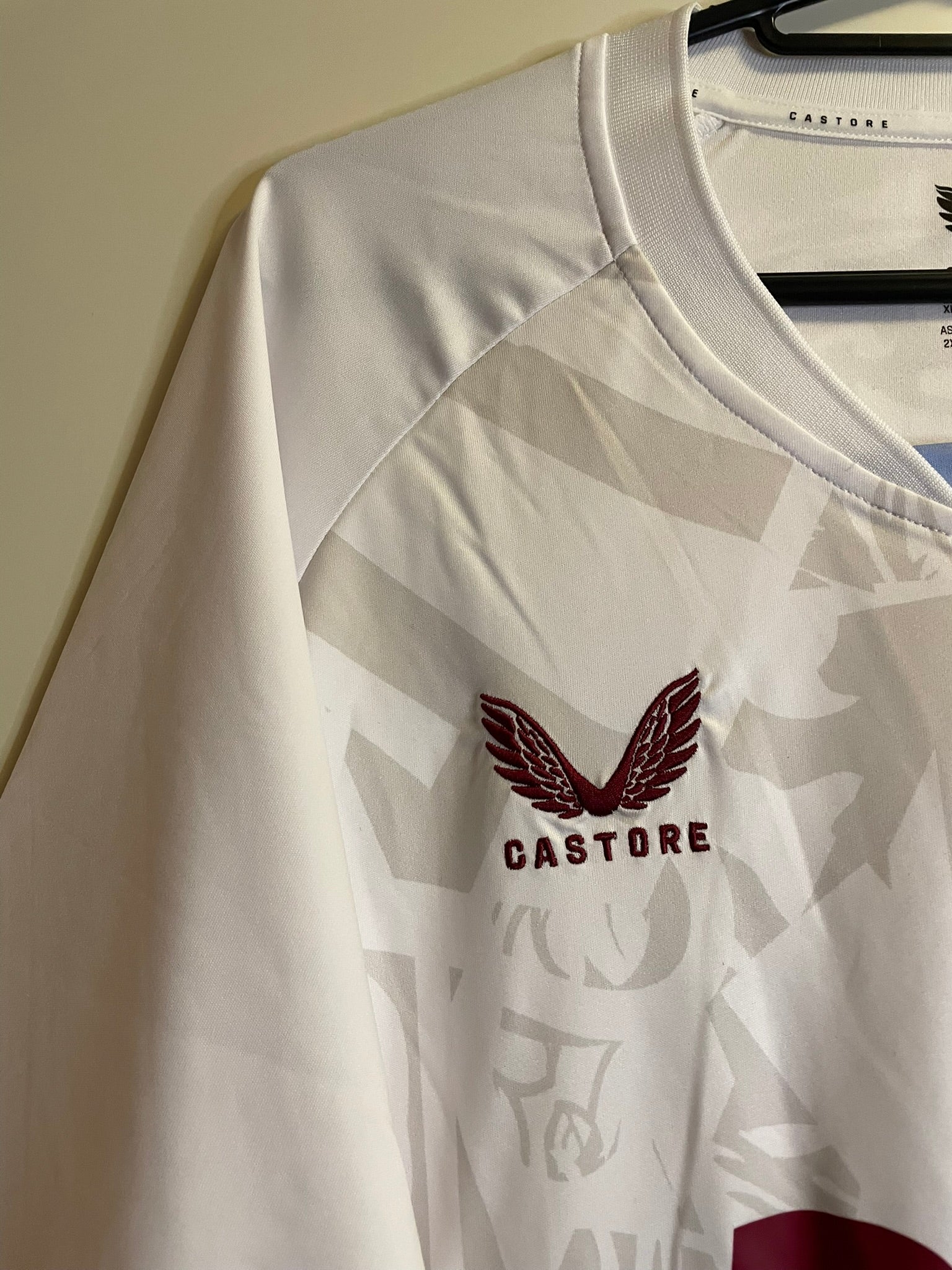 Aston Villa Castore 23/24 Away BNWT (XL)