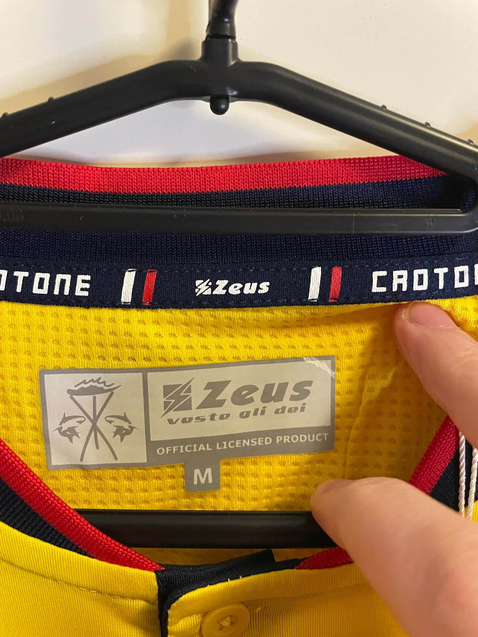 Crotone Zeus 19/20 Third BNWT (M)